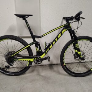 SCOTT SPARK 700 RC WORLD CUP 27.5